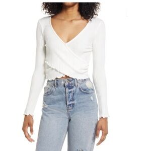 NEW La La Land Creative Surplice Top In Ivory Long Sleeves Size Large V Neck